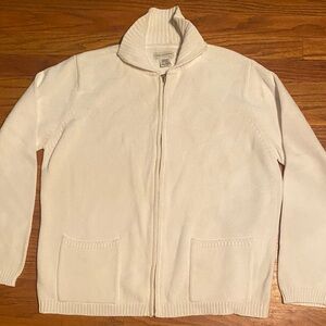 Cozy White Zip-Up Cardigan